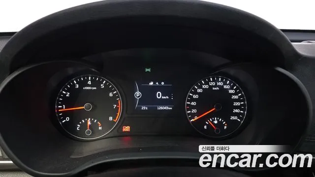 Kia K5 2016 thumb 2