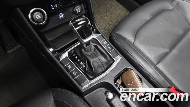 KGM Korando 2019 thumb 4
