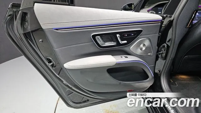 Mercedes-Benz EQS 2023 thumb 8