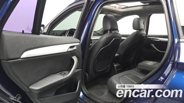 BMW X1 2018 thumb 6