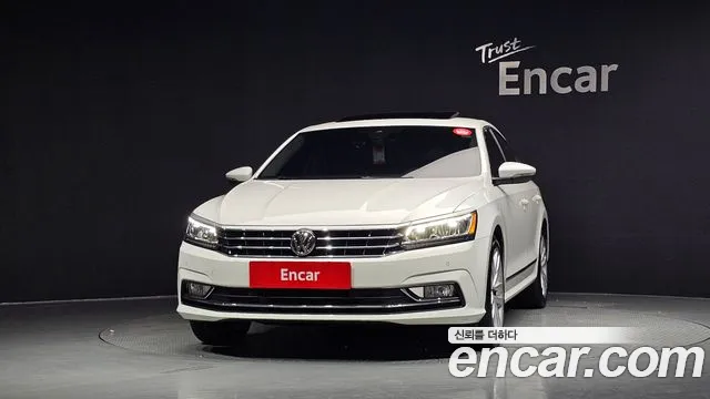 Volkswagen Passat 2018 thumb 2