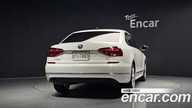 Volkswagen Passat 2018 thumb 9