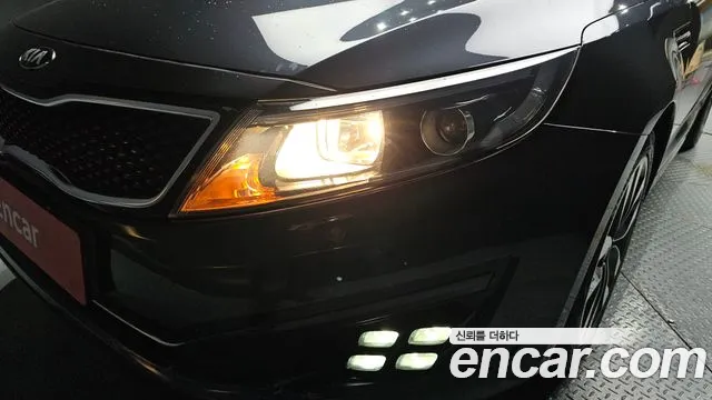 Kia K5 2015 thumb 11