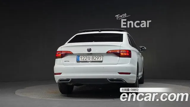 Volkswagen Jetta 2021 thumb 9