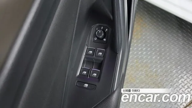 Volkswagen Jetta 2021 thumb 10
