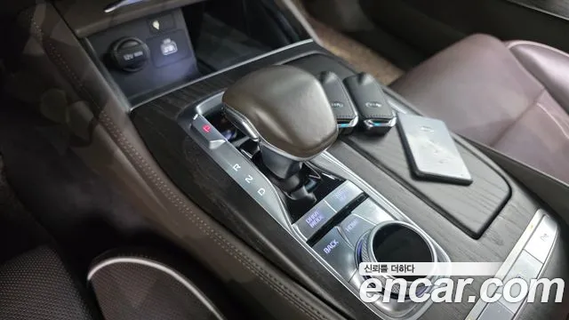 Kia K9 2018 thumb 2