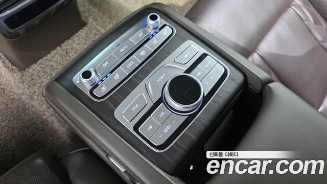 Kia K9 2018 thumb 5