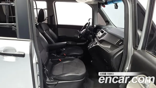 Kia Ray 2014 thumb 10