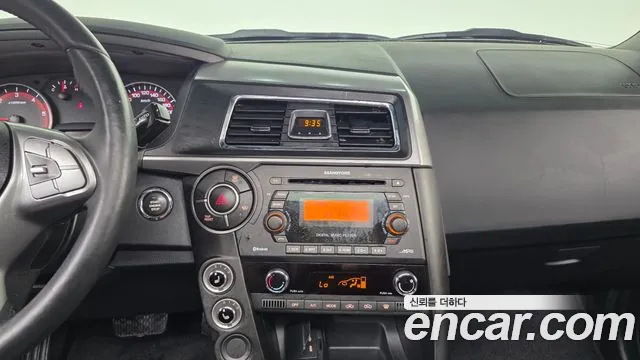 KGM Korando 2017 thumb 11