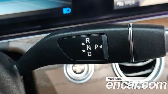 Mercedes-Benz E-Class 2019 thumb 7