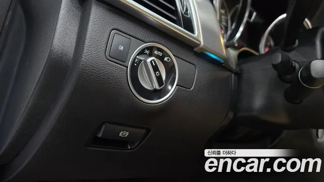 Mercedes-Benz GLE-Класс 2018 thumb 7