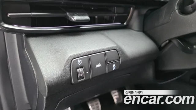 Hyundai Elantra 2021 thumb 3