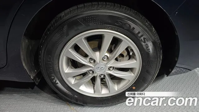 Hyundai Elantra 2019 thumb 6