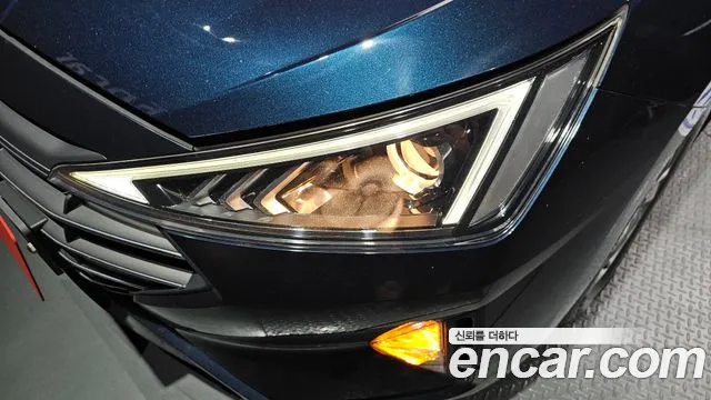 Hyundai Elantra 2019 thumb 4