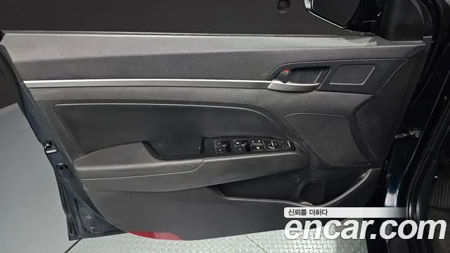 Hyundai Elantra 2019 thumb 7