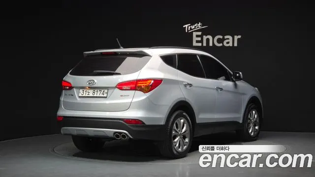 Hyundai DM 2013 thumb 11