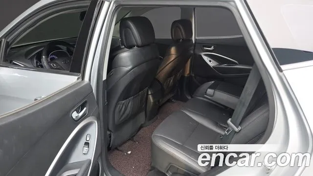 Hyundai DM 2013 thumb 6