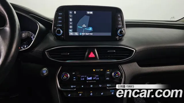 Hyundai Santa Fe 2019 thumb 2