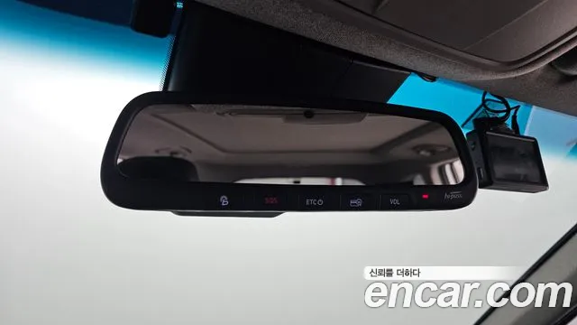 Hyundai Santa Fe 2019 thumb 3