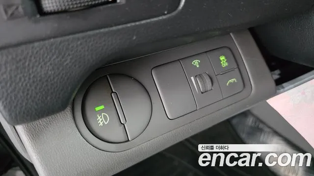 Hyundai Staria 2014 thumb 12