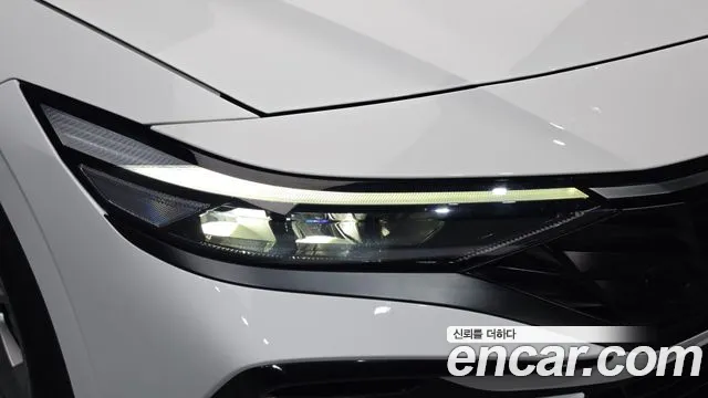 Hyundai Elantra 2023 thumb 5
