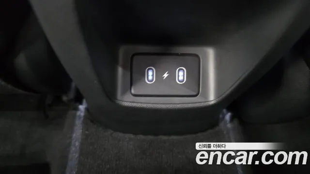 Hyundai Elantra 2023 thumb 6