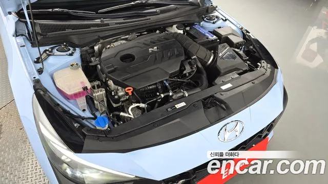 Hyundai Elantra 2022 thumb 2