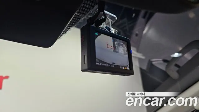Hyundai Staria 2022 thumb 5