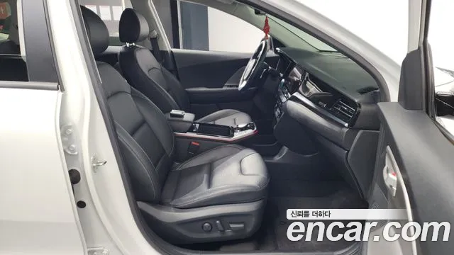 Kia Niro Plus 2023 thumb 9