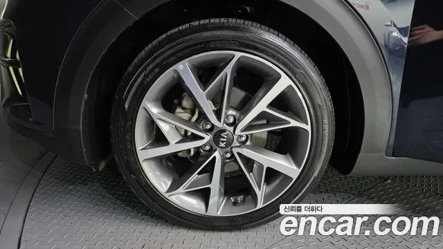 Kia Niro 2020 thumb 2