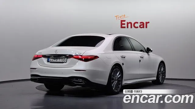 Mercedes-Benz S-Class 2021 thumb 10