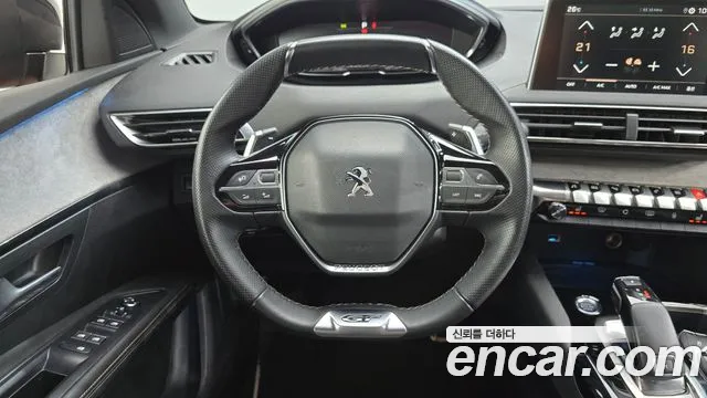 Peugeot 5008 2021 thumb 4