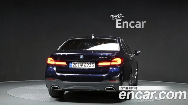 BMW 5 серии 2021 thumb 3