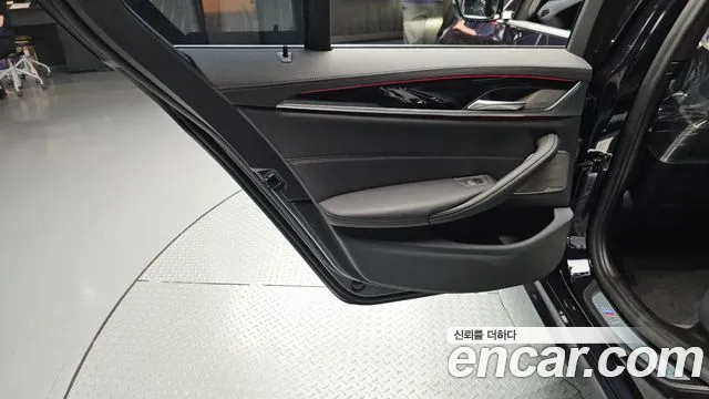 BMW 5 серии 2021 thumb 8