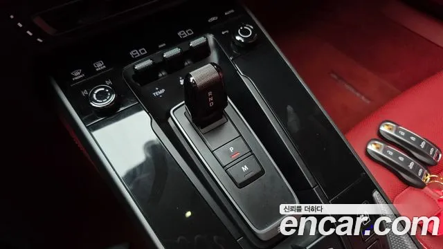 Porsche 911 2024 thumb 11