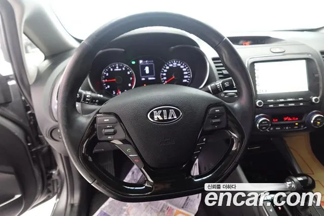 Kia K3 2016 thumb 7