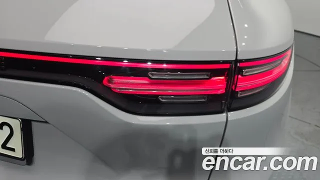 Porsche Cayenne 2021 thumb 8