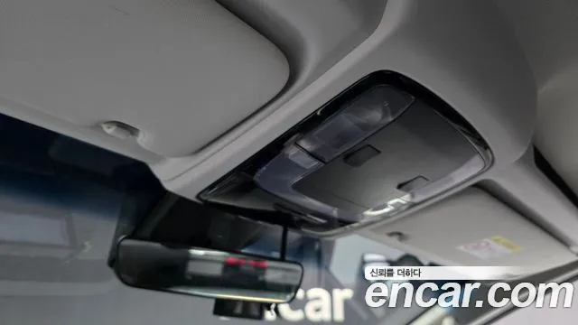 Hyundai Staria 2022 thumb 3