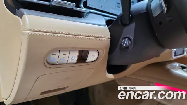 Genesis G90 2022 thumb 5