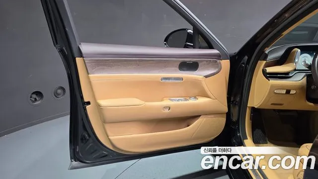 Genesis G90 2022 thumb 4