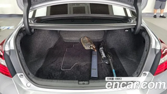 Honda Accord 2017 thumb 8