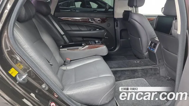 Hyundai Equus 2013 thumb 2