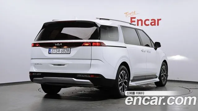 Kia Carnival 2022 thumb 9