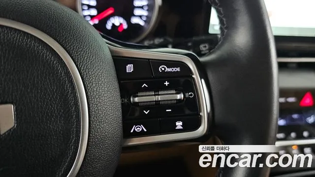 Kia Carnival 2022 thumb 5