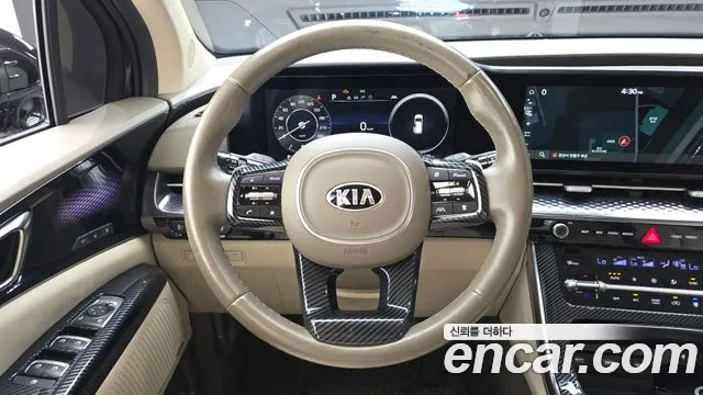 Kia Carnival 2021 thumb 6