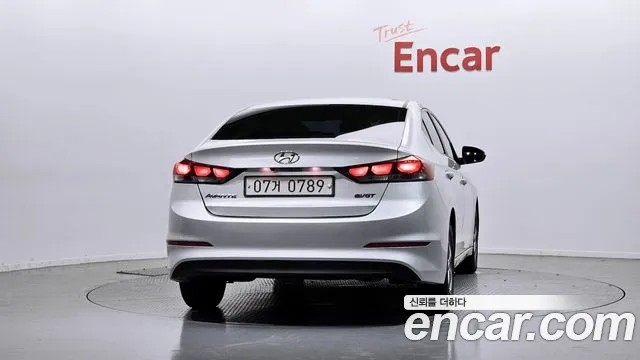 Hyundai Avante 2016 thumb 2