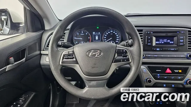 Hyundai Avante 2016 thumb 3