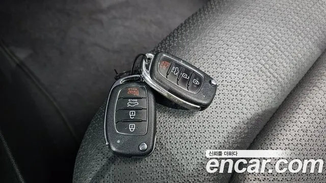 Hyundai Avante 2016 thumb 5