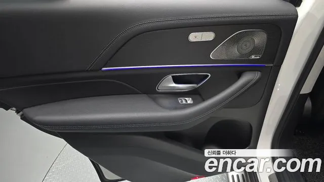 Mercedes-Benz E-Класс 2025 thumb 12