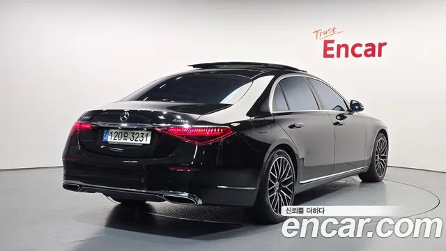 Mercedes-Benz S-Class 2022 thumb 12